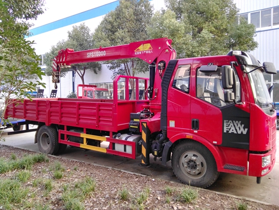 解放J6單橋8噸隨車(chē)吊