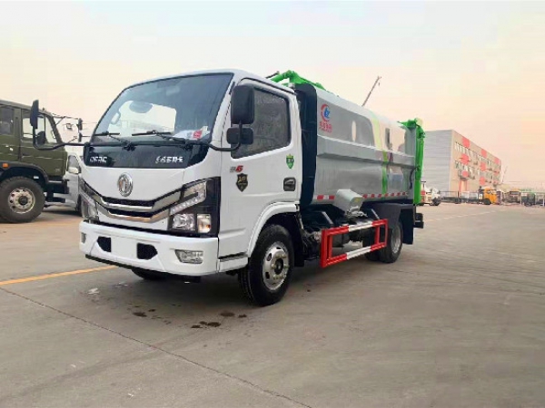 東風小多利卡國六6方藍牌側(cè)裝壓縮垃圾車
