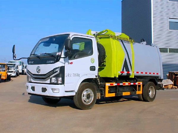 東風(fēng)小多利卡國(guó)六6方側(cè)裝壓縮垃圾車(chē)