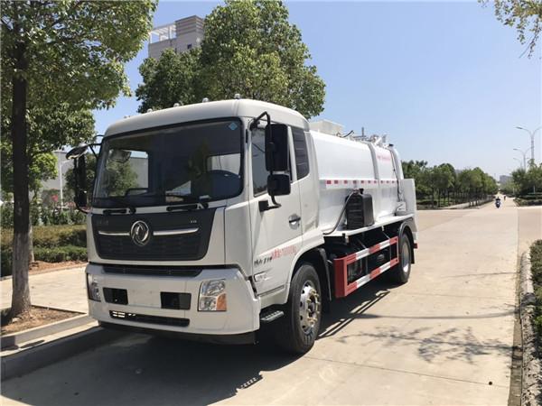 東風(fēng)天錦國(guó)六12方餐廚垃圾車(chē)（方罐）