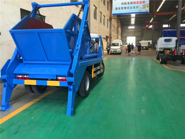 東風(fēng)小多利卡擺臂式垃圾車（藍牌5方）