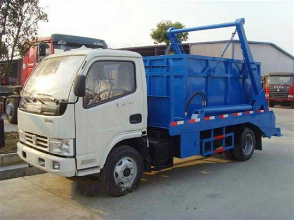 東風(fēng)小多利卡擺臂式垃圾車（藍牌5方）