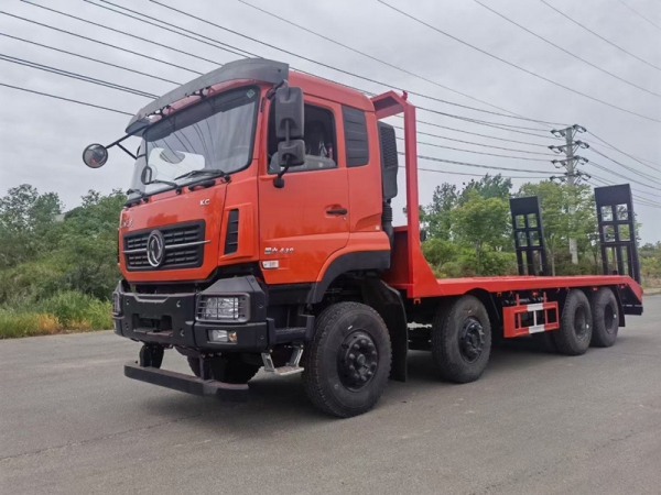 國六東風天龍前四后八平板運輸車，挖機拖車價格