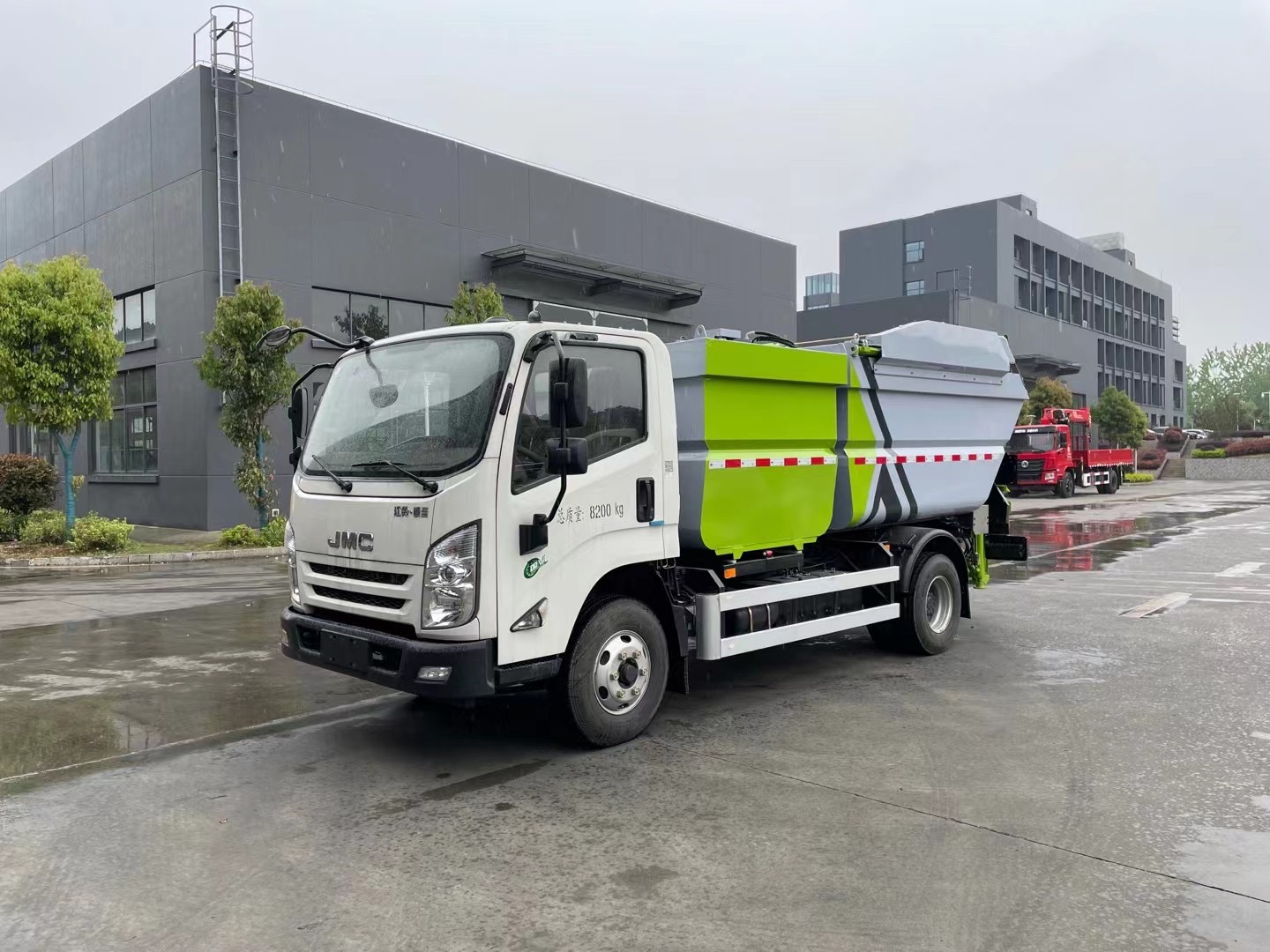 江鈴雙倉垃圾車，垃圾分類運(yùn)輸車